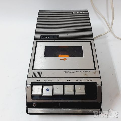 Стар касетофон SONY(8.5), снимка 1 - Антикварни и старинни предмети - 46245101