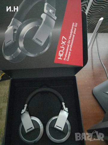 Слушалки Pioneer DJ - HDJ-X7-S, снимка 2 - Слушалки и портативни колонки - 53411209