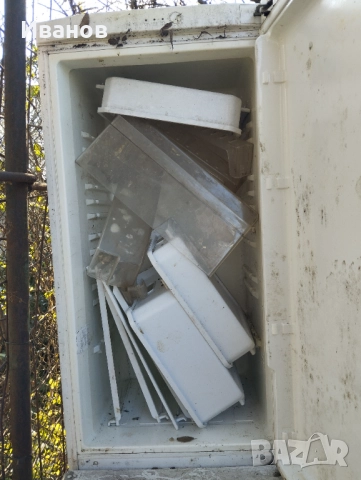 Продавам хладилник със фризер Самсунг, висок 2м. работещ., снимка 4 - Хладилници - 52789161