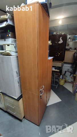 Еднокрил гардероб с две врати ирафтове със заключване - Офис шкаф 42/200/40