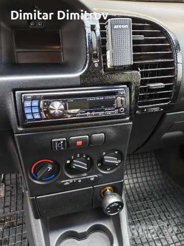 Opel Zafira 1.8i 125hp Газ/Бензин, снимка 11 - Автомобили и джипове - 53946671
