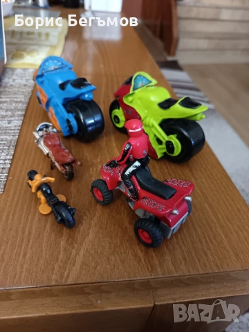 Лот мотори общо-10евро, снимка 2 - Коли, камиони, мотори, писти - 53761529