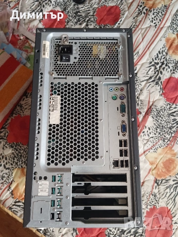 Продавам компютър Fujitsu Esprimo на символична цена, снимка 2 - Работни компютри - 53702246