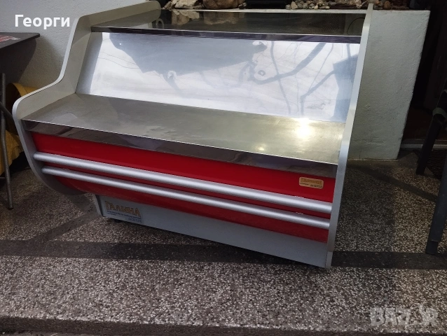 щанд каса , снимка 2 - Стелажи и щандове - 53949951