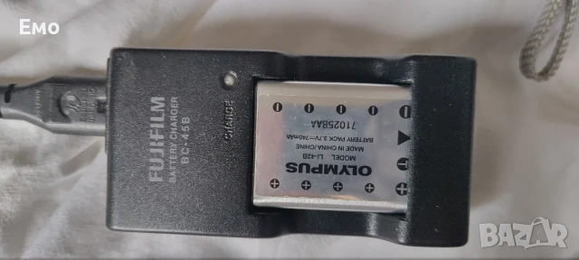 Цифров фотоапарат  Fujifilm Finepix JV 100, снимка 5 - Фотоапарати - 51031891