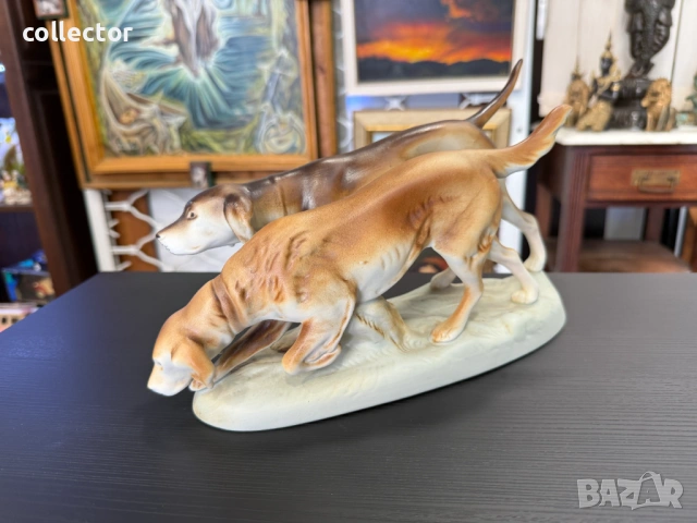 Порцеланова фигура на две ловни кучета от Royal Dux. №7915