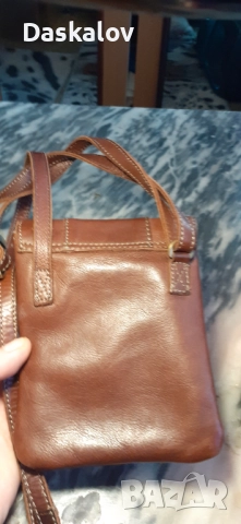 Продавам мъжка кожена чанта през рамо, снимка 4 - Чанти - 51712150