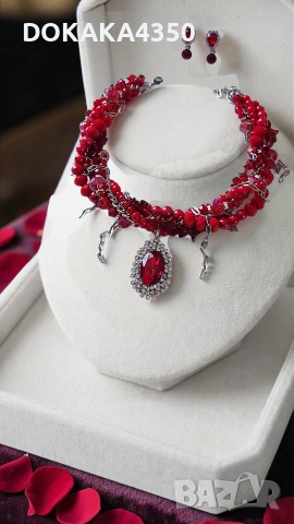 Червен комплект колие и обеци , снимка 2 - Колиета, медальони, синджири - 54081276