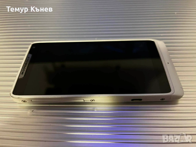 Motorola RAZR i XT890, снимка 3 - Motorola - 54101471