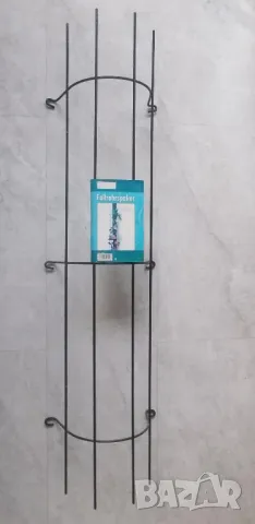 Стойка рози увивни цветя