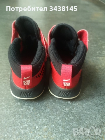 Детски маратонки Nike , снимка 11 - Детски маратонки - 53336521