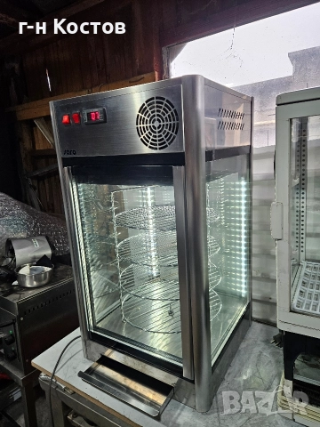 Хладилна Витрина за Торти и сладкарски изделия,сандвичи и готови салати Въртяща се , снимка 2 - Хладилни витрини и фризери - 52891759