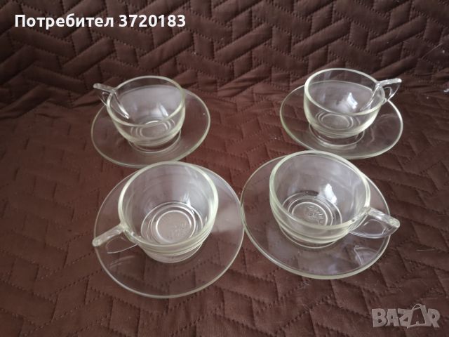 Сервиз за кафе - йенско стъкло от 4 бр. чаши, снимка 1 - Сервизи - 45538023