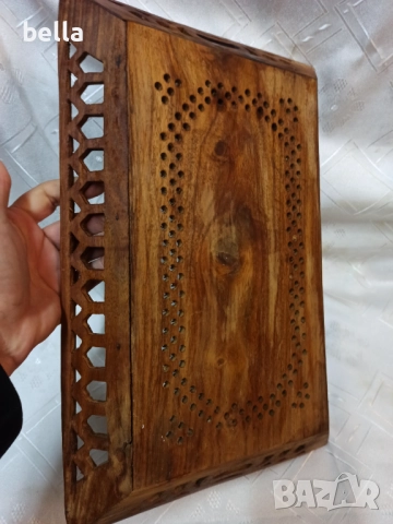 Стар дървен поднос ,дърворезба с орнаменти ,размери 38/25/4 см.Цена 80 лв, снимка 4 - Антикварни и старинни предмети - 52263858