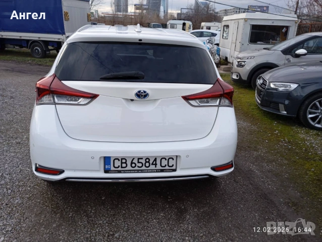 Toiota Auris, снимка 4 - Автомобили и джипове - 53483400