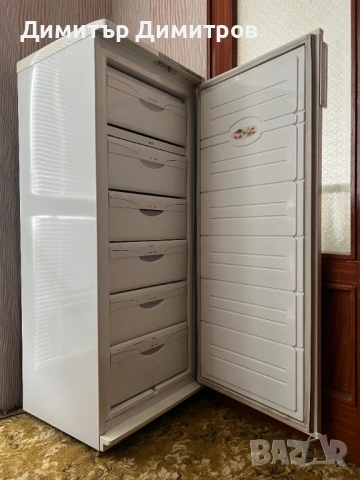 Вертикален фризер ATLANT, снимка 2 - Фризери - 54157701