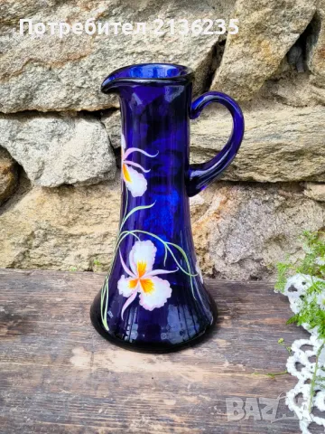 Кана /ваза в синьо ръчно рисувана