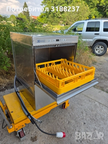 Професионална миялна машина Electrolux , снимка 9 - Обзавеждане за заведение - 51447091