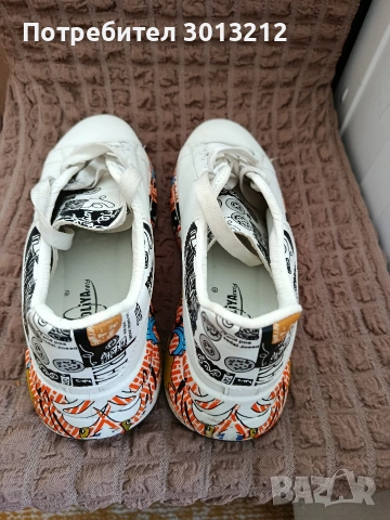 Дамски маратонки номер 40 ., снимка 2 - Маратонки - 54303615