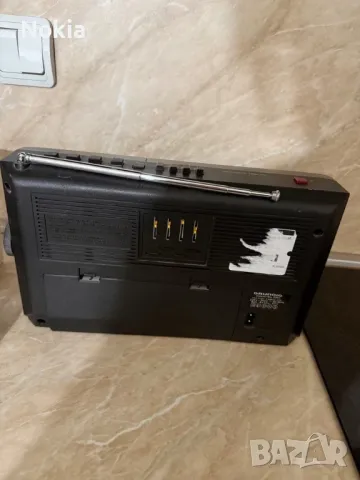 Philips Four Band 780 Radio , снимка 5 - Радиокасетофони, транзистори - 49614008