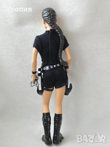 Фигура 29 см Лара Крафт 2001 г, снимка 8 - Колекции - 54183756