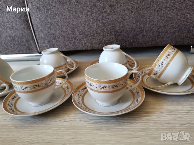 Нов порцеланов сервиз за дълго кафе или чай с декор тип "шевица", снимка 1 - Сервизи - 45708218