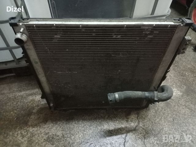 Продавам воден радиатор за Ланд Роувър 4.6 -05г., снимка 1 - Части - 45861236