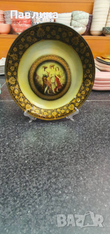 Италиански стъклени чинии с "Трите Грации", снимка 2 - Чинии - 45025876