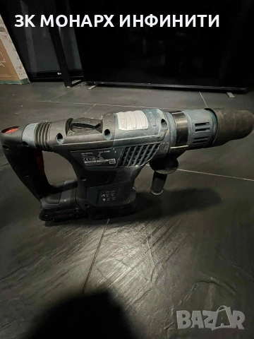 Перфоратор BOSCH GBH 18V-36C professional със батерия и зарядно, снимка 4 - Бормашини - 53103918