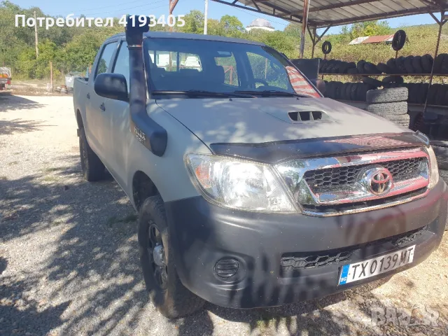 Toyota Hilux 2.5 144кс., снимка 4 - Автомобили и джипове - 47180778