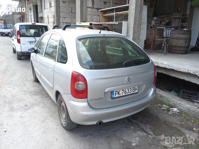 Продавам Ситроен Ксара Пикасо, снимка 2 - Автомобили и джипове - 54213109