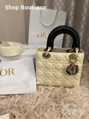 Оригинална дамска чанта Lady Dior, снимка 3 - Чанти - 53386633