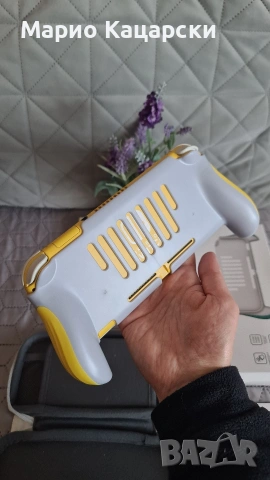 Nintendo switch lite като нова с подарък , снимка 2 - Nintendo конзоли - 53855792