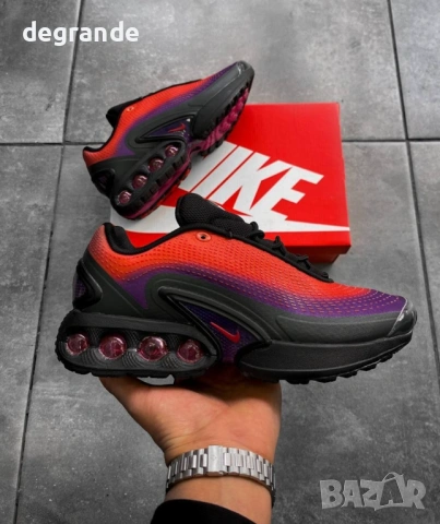 Nike DN Цвят Черно и Бордо