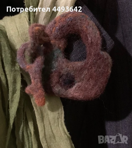 Брошки, обеци от филц, снимка 2 - Други - 50555675