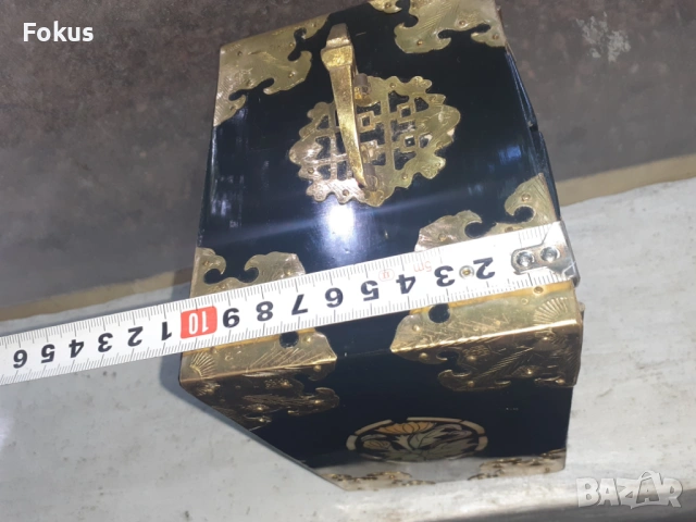 Стара лакова кутия за бижута с интарзии от седеф - Красота, снимка 5 - Антикварни и старинни предмети - 53416686