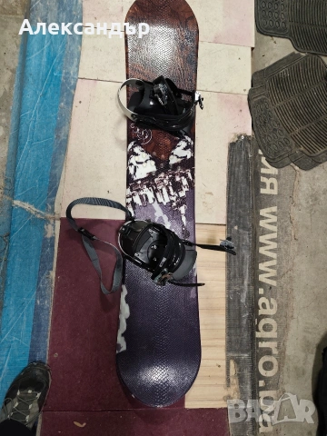 Сноуборд 145см с автомати, снимка 2 - Зимни спортове - 53175467