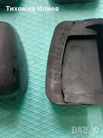 Гумички за педали на Мерцедес 190, снимка 3 - Части - 52189025