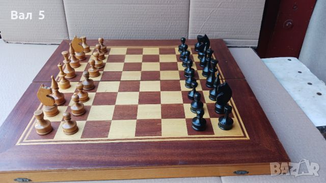 Стар голям дървен шах с табла, снимка 4 - Антикварни и старинни предмети - 45638075