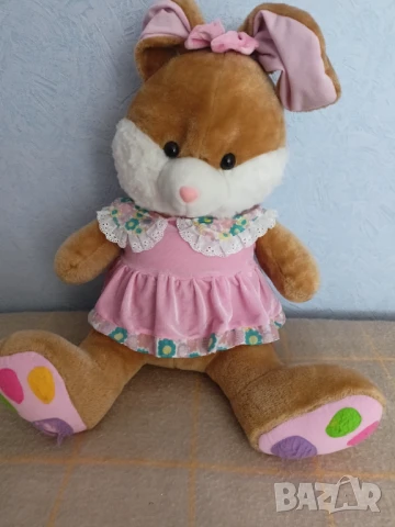 Голям плюшен заек