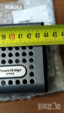 Dell PowerEdge 2950  Капак - Рамка за сървър Нова с ключ, снимка 7 - Други - 45742820