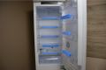 Хладилник с фризер за вграждане BAUKNECHT KGIS 20F2 P, снимка 3
