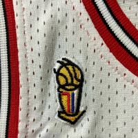 Оригинален мъжки баскетболен потник Mitchell and Ness Michael Jordan 1997-1998 Authentic Jersey , снимка 6 - Спортни дрехи, екипи - 45141696
