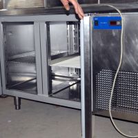 Хладилна маса, снимка 1 - Обзавеждане на кухня - 45435332