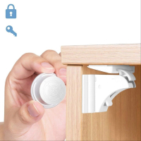 Магнитни ключалки за шкафове- 4бр с един ключ, снимка 2 - Други стоки за дома - 45063094
