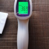 Безконтактен Инфрачервен термометър за телесна и стайна температура, снимка 8 - Друга електроника - 45115642