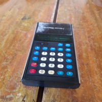Стар калкулатор Privileg 856MD, снимка 1 - Други ценни предмети - 44993995