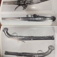 Справочник за огнестрелни оръжия от обхващаш 1660-1860г., снимка 2 - Енциклопедии, справочници - 45210975