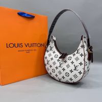 Дамска чанта Louis Vuitton, снимка 4 - Чанти - 45218401
