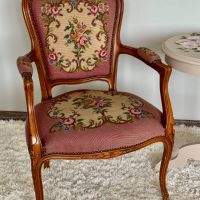 Ретро френско кресло, снимка 1 - Дивани и мека мебел - 45523621
